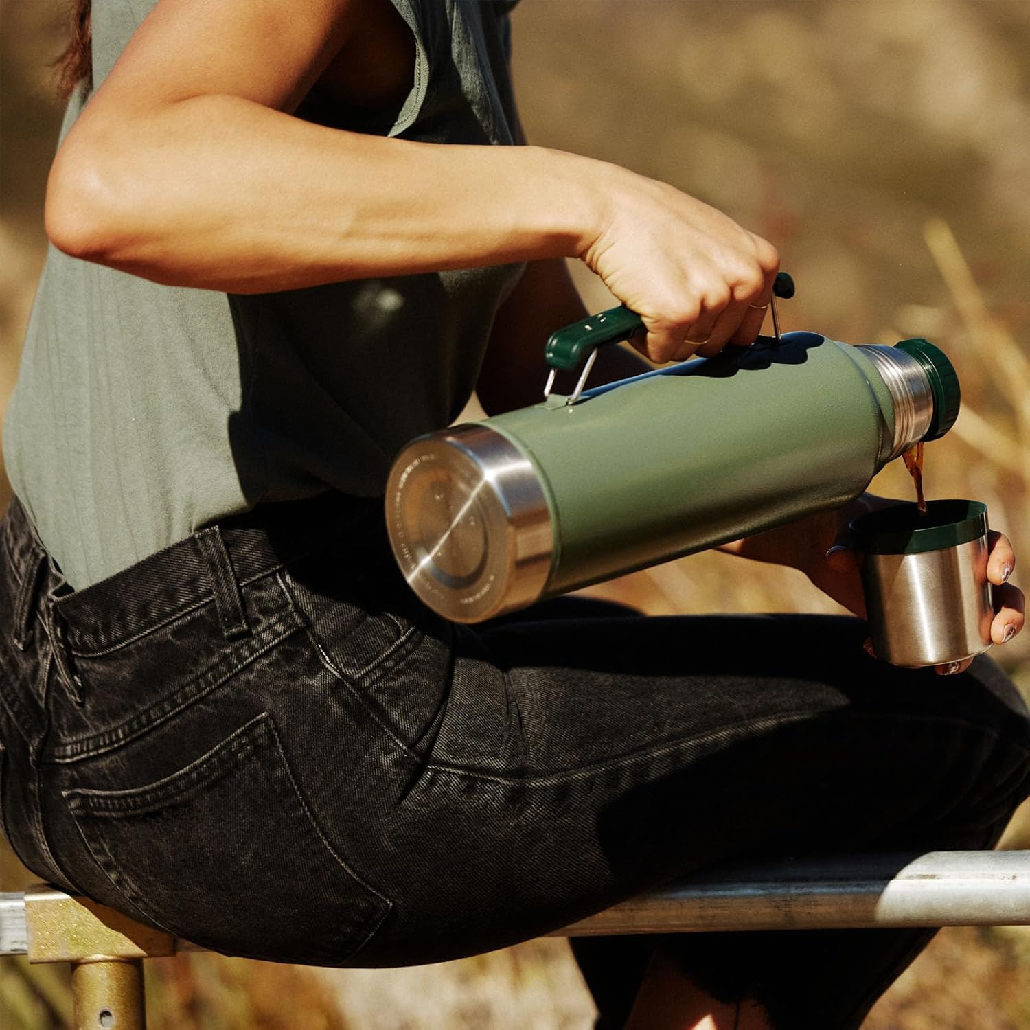 تصویر استنلی مدل کلاسیک لجندری باتل Stanley CLASSIC VACUUM BOTTLE 1.9 لیتری فروشگاه لوت 6