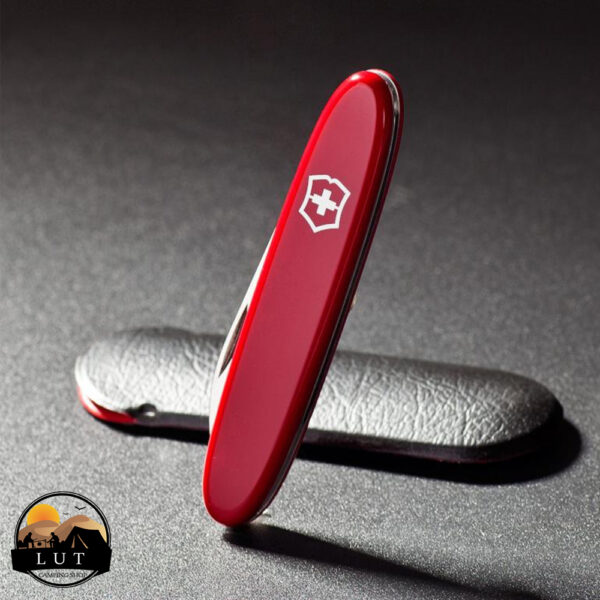 VICTORINOX