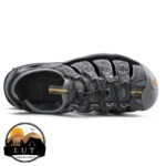 sandal