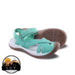 elaine sandal