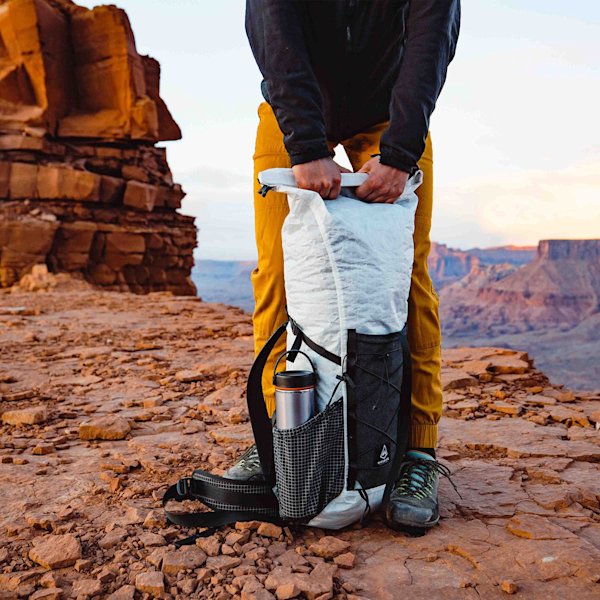 hyperlite mountain gear elevate22 backpack 5 تصویر hyperlite mountain gear elevate22 backpack 5